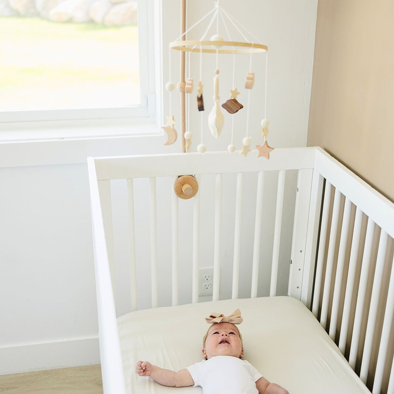 Wooden Crib Mobile Hanger